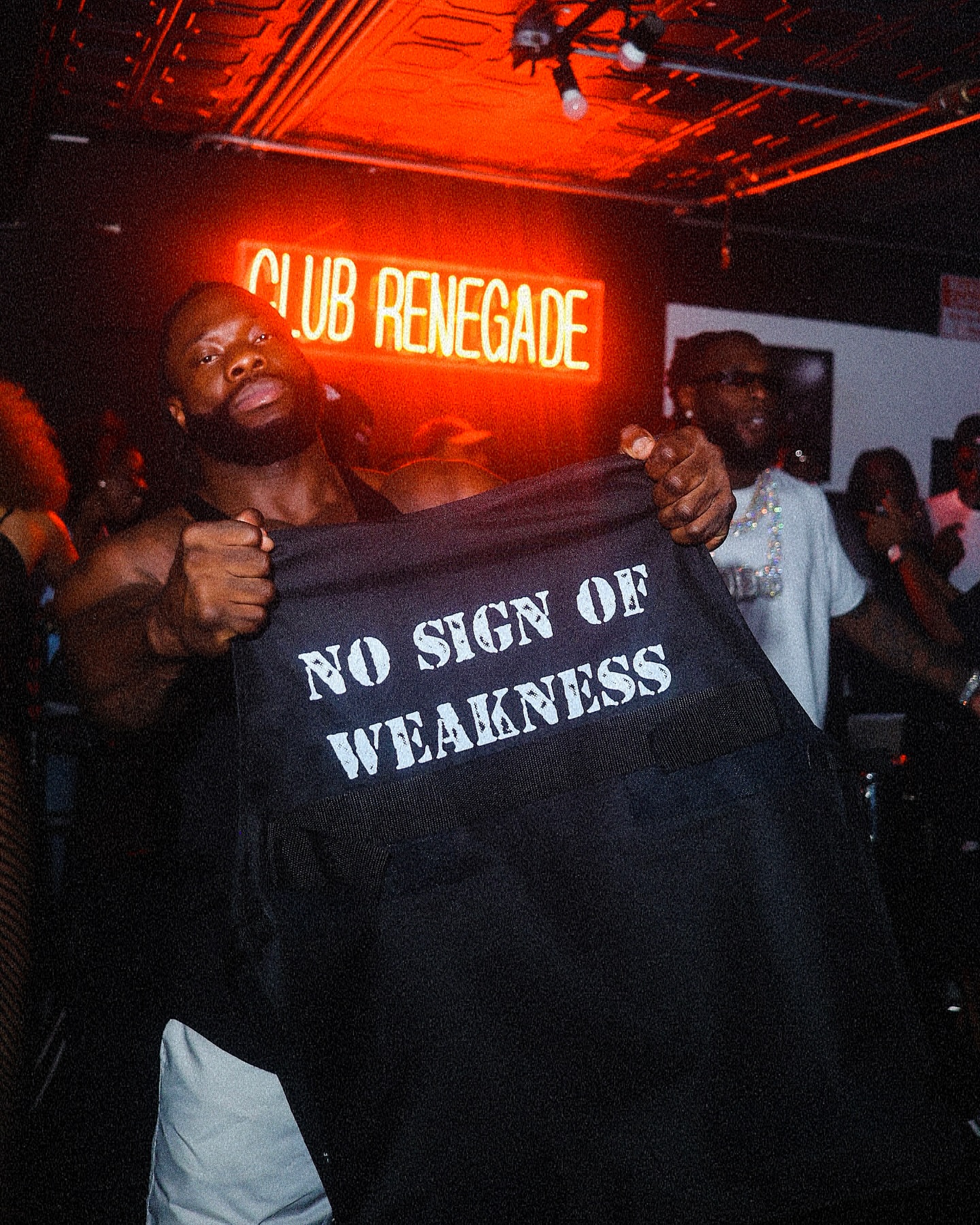 Inside Burna Boy’s ‘No Sign of Weakness’ Listening Party: New Sounds, New Surprises, and a “TaTaTa” Tease